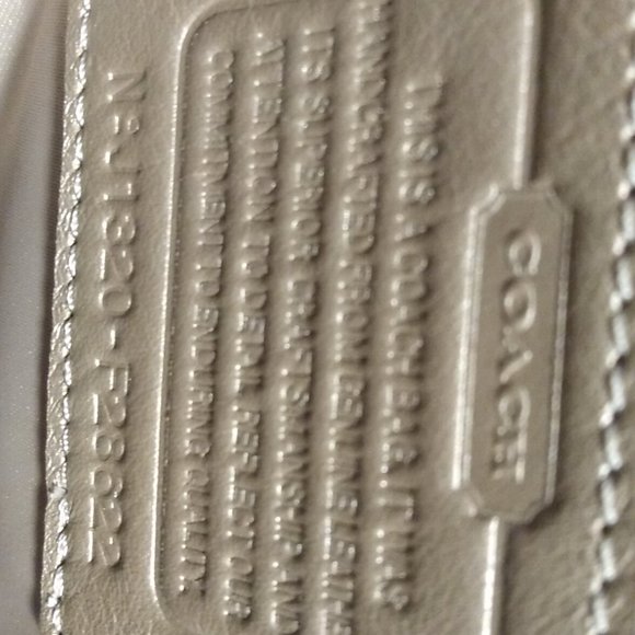 Rare Metallic COACH Bag - Picture 2 of 4